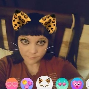 Meet your Posher, Eva